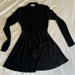 Black sexy dress with deep neck